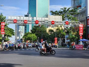 quá hiếm: 12m x 22m gần phố tây - trần hưng đạo, quận 1. xd: 6 tầng giá 49 tỷ