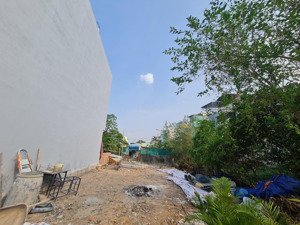 lô đất trống tiện xây mới- ngang 4.5m- 90m2- khu nhà cao tầng gần hiệp thành city- nguyễn thị búp