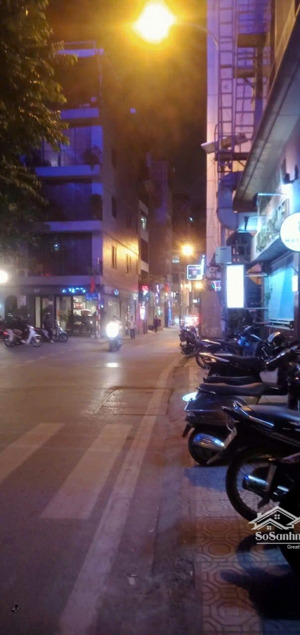 cần bán gấp nhà 80m,mặt tiền 5m -phố linh lang -ba đình -hn ,