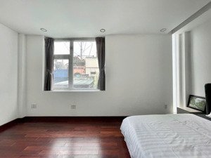 bán ccmn nguyễn khang lô góc, 70mx6 ttm, 16pkk, dt90 triệu/tháng, ngõ ba gác, 30 m ô tô