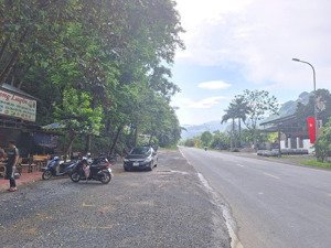 chính chủ cần bán mảnh đất 120m2 mt 8m mặt đường ql 6,lâm sơn, lương sơn, hòa bình