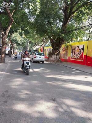 NHÀ HOÀNG HOA THÁM TT BA ĐÌNH GIÁP RANH TÂY HỒ, CẦU GIẤY MỚI KOONG THANG MÁY 9P FULL ĐỒ KHÉP KÍN DÒNG TIỀN 50 TRIỆU/ THÁNG.