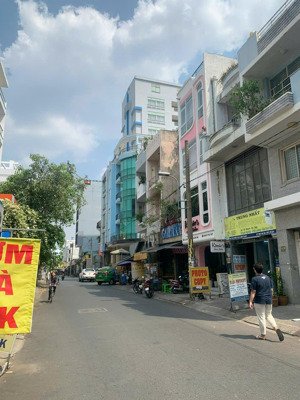 bán nhà chính chủ 31/36- ung văn khiêm - q .bình thạnh - 9 x25m - 4 tầng giá 35 tỷ ,thuê 120 tr/t