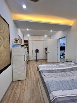 bán nhà tập thể hoàng ngọc phách - tầng 2 - lô góc - sổ đỏ 51m2 - ô tô đỗ cửa