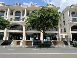 cho thuê nhà nguyên căn 7x23m - sàn trống - vị trí đẹp - vạn phúc city