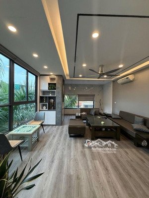 lô góc 70m2. ô tô tránh, phân lô. hai bà trưng, gần viện 108. xây 6 tâng. giá 27,2 tỷ