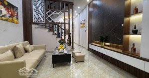 nhỉnh 7tỷ nhà nguyễn khánh toàn mặt tiền vip, ngõ 3 gác đua, thông kinh doanh