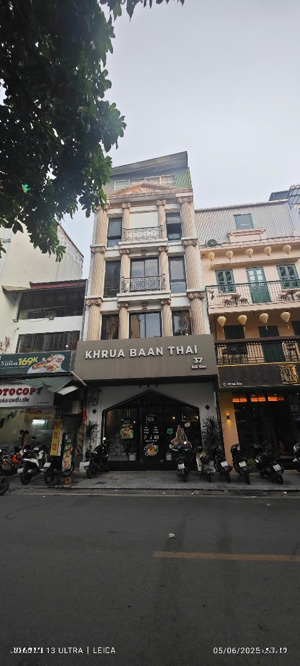 nóng!!! cho thuê nhà mặt phố huỳnh thúc kháng siêu đẹp, 60m2x5 tầng, mt 10m vỉa hè cực rộng