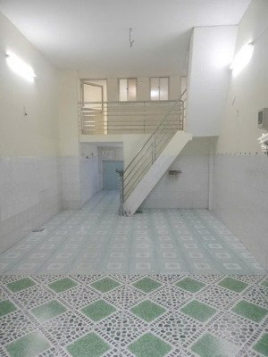 giá tốt nhà 3 tầng tân hóa 49m2 (4.2x12)m cách mặt tiền 20m thẳng trục