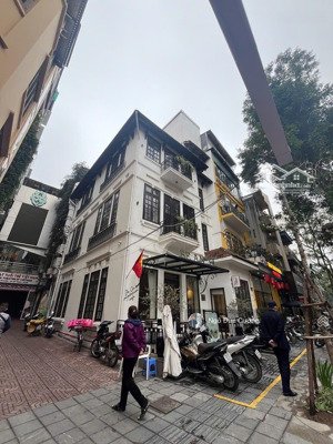 cho thuê biệt thự phố nguyễn chánh 80m x 4 tầng, lô góc 25m, sân vườn rộng, hợp mô hình cao cấp