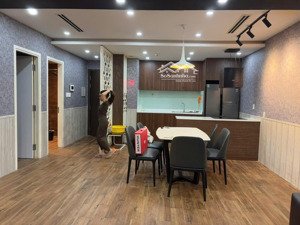 cho thuê căn hộ garden gate, 84m2, 2pn,2wc, full nội thất, giá 19 triệu/tháng, liên hệ: 