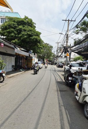 nhà gấp bán dt 45m, nhỉnh 6t, ngay vincom nguyễn xí, dòng tiền thuê hơn 1otr, phường 26, bình thạnh