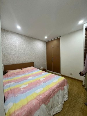 hottt cho thuê căn hộ chung cư xi grand court, q10 dt 80m2 2pn 2wc giá 18tr đúng giá lh: 