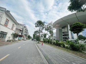 chỉ 6x tỷ 80m2 phan xá - ô tô ngủ trong đất - khu vực sầm uất nhất - gần bệnh viện đk đông anh