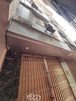 bán nhà trương định ngõ gần ô tô 5 tầng 3 phòng ngủ, dân xây chắc chắn