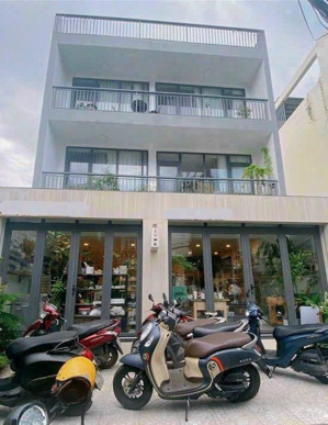 chủ nhà bán định cư, siêu khan hiếm mặt tiền trường sa - ngang 6 - hđt: 60tr/th - giá 25 tỷ