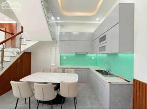 NHÀ PHỐ TRONG KDC SỔ HỒNG RIÊNG SAU CHỢ TÂN BÌNH