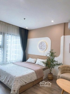 bán chdv hoa bằng lô góc 2 thoáng vĩnh viễn, 16pkk, dt 1.1 tỷ/năm. 75mx6 tầng tm, ngõ ba gác.