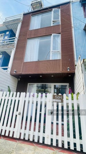 bán nhà phố 9,9 tỷ, 6 phòng ngũ, đường bùi thị xuân, p.2 tp đà lạt