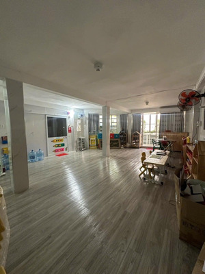 tòa nhà mặt tiền cộng hòa siêu hiếm hầm + lửng + 6 lầu dòng tiền trên 200 triệu/tháng giá 46 tỷ