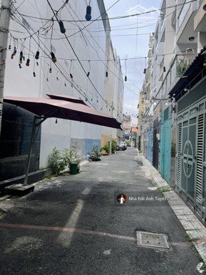 bán nhà riêng 4pn,5wc,4x16, dtcn 78m2,nở hậu 5.7m,hxh,gần cv làng hoa,lê văn thọ,p11,giá nhỉnh 8 tỷ