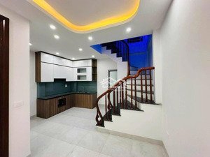 nhà dân tự xây 5 tầng 30m2 giá 6 tỷ nhỉnh thiết kế công năng đỉnh cao