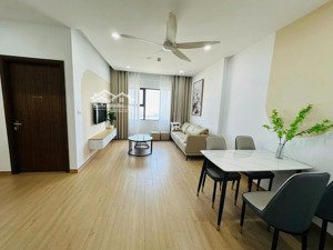 do chuyển công tác cần bán gấp căn hộ 65m2, tòa xuân mai complex , nội thất mới nhà đẹp: 