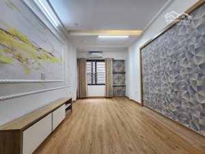 bán nhà tân mai nguyễn chính 30m2 5 tầng 7,1 tỷ, gần ô tô trường học tiện ích bạt ngàn