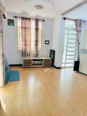 tân bình - 44m2 - hxh 6m - nhà 3 tầng đúc - ngang 4,5m - giá 4.8 tỷ