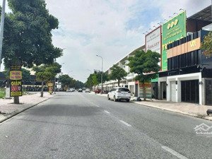 bán đất giá rẻ còn 1 lô duy nhất , khu dân cư phúc đạt , không dính hố ga trụ điện . lh 