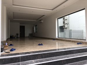 cho thuê 10 căn liền kề, biệt thự ở trịnh văn bô, xuân phương, thang máy ô tô đỗ tránh đêm ngày