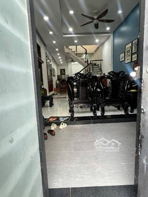 bán nhà gần aeon tân phú, 3 tầng, diện tích 4x15m, hẻm 7m thông, chỉ 5,5 tỷ