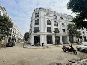 bán gấp liền kề rẻ nhất phúc thành 3, nhỉnh 5 tỷ cả nhà và đất