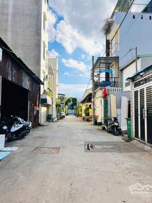 bán nhà 3 tầng gần vành đai 2 - phạm văn đồng - hxh quay đầu ( 4pn+4wc ) giá 7 tỷ nhỉnh