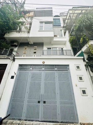 bán lk văn phú 85m xây 5 tầng mt 5m vị trí giâp quận ủy hà đông.