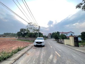 bán 100m2 đất đường thông thoáng ngay khu du lịch hồ đại lải