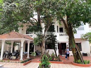 Bán Biệt Thự Đất Lớn Thủ Đức, 715m², Khu Dân Trí Cao, đất lớn – Giá 70 Tỷ