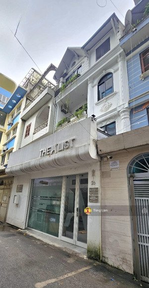 nan thanh nữ tú- mặt ngõ đặng văn ngữ - nam đồng. dt 106m2- ngang 6.7m, nhà gần hồ