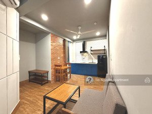 căn hộ 1pn 45m2 full nội thất style cổ điển. thang máy, bảo vệ, hầm xe. gần landmark81, pearl plaza