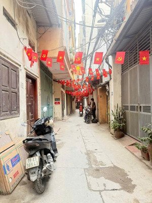 bán nhà rẻ và đẹp 2 mặt tiền thụy khuê- tây hồ - hà nội.dt 48m2 x 3 tầng giá 11 tỷ