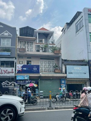 hàng vip hoàng văn thụ phú nhuận | mặt tiền đoạn đẹp nhất | 7.3x24.4m |~ 168m² | giá 60 tỷ tl