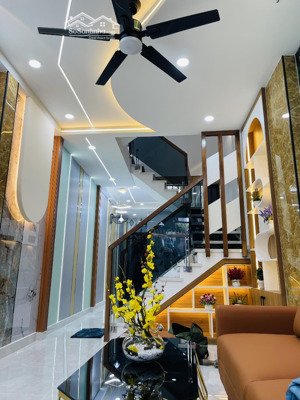 bán nhà cạnh aeon tân phú - 51m2, 3 tầng đúc mới 100% 4pn - hẻm thông - giá 5.6 tỷ