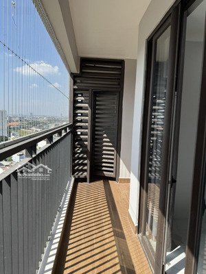 chính chủ cho thuê căn hộ 3pn-2wc - 109m2- tầng 19 view lanmark đẹp nhất dự án, lh 