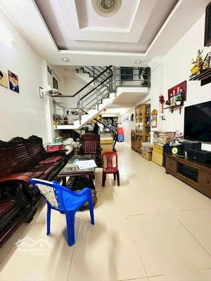 siêu giá tốt - ngay khu d2 - p25 bình thạnh - bán nhà 2 tầng 80m2 - chỉ 8.9 tỷ thương lượng chủ