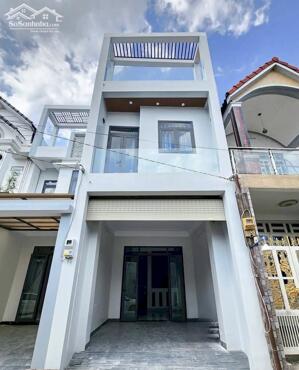 Nhà 1 trệt 2 lầu có sân đậu ô tô - Hẻm 387 Trần Nam Phú - Gần Đại Học Y Dược