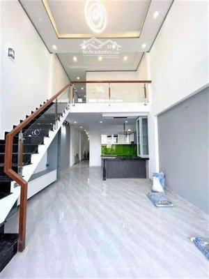 nhà chính chủ - sổ hồng riêng - hẻm oto - tên lửa - giá 1 tỷ 8