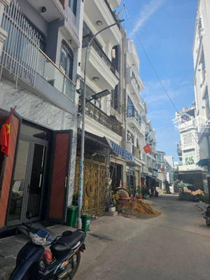 bán nhà riêng 4pn, 3wc, 51m2 tại bình hưng hòa b, 5,55 tỷ, giá tốt, chính chủ