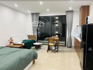 giá tốt nhất thị trường. em bán studio ban công đông nam, giá 3.6 tỷ bao phí