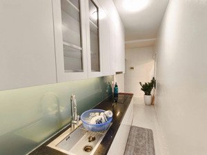 bán gấp căn hộ rẻ và đẹp hoàng ngân - thanh xuân - hà nội. giá hơn 4 tỷ. lh 