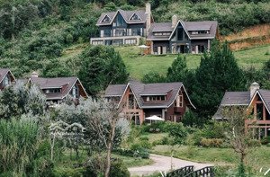 chính chủ bán đất 300m2 đất thổ cư và đất vườn, nghỉ dưỡng view đẹp lưng tựa đồi mặt hướng hồ